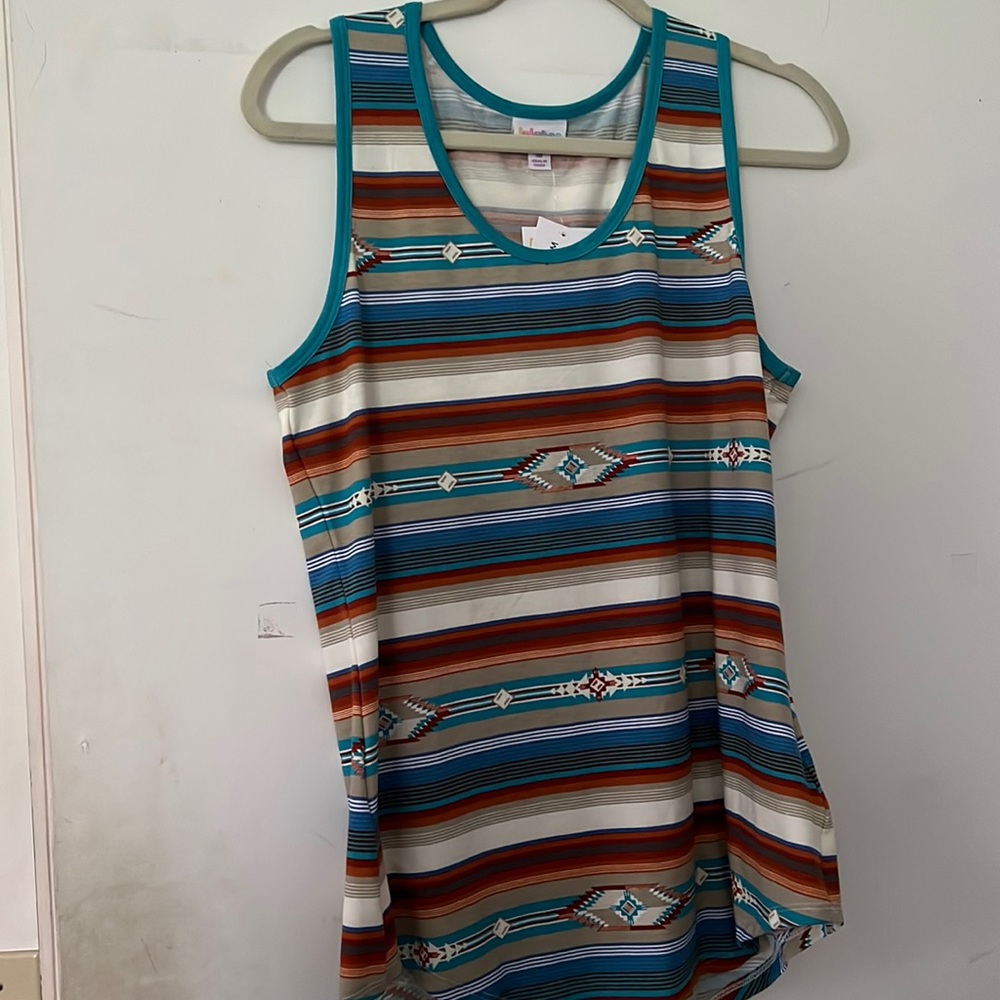 LuLaRoe tank top medium